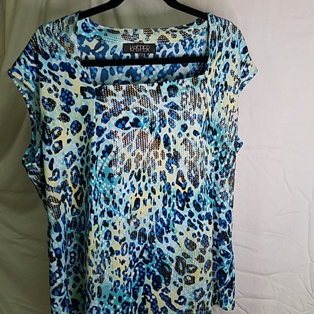 Kasper 2X square neck sleeveless top. Never worn.